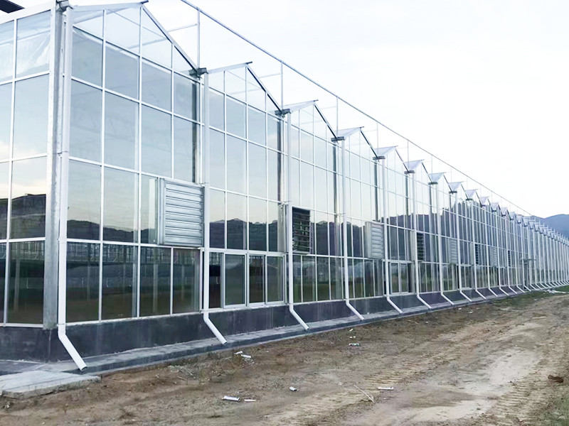 玻璃溫室建造的過(guò)程中，有哪些建造的因素需要考慮